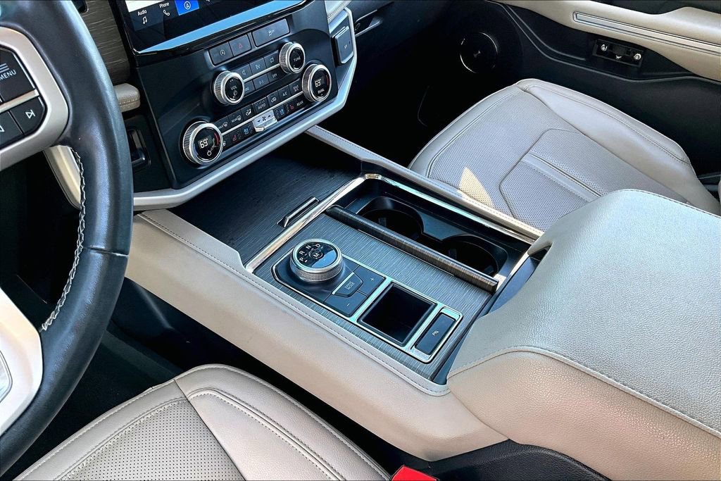 Used 2024 Ford Expedition Max Limited image 13