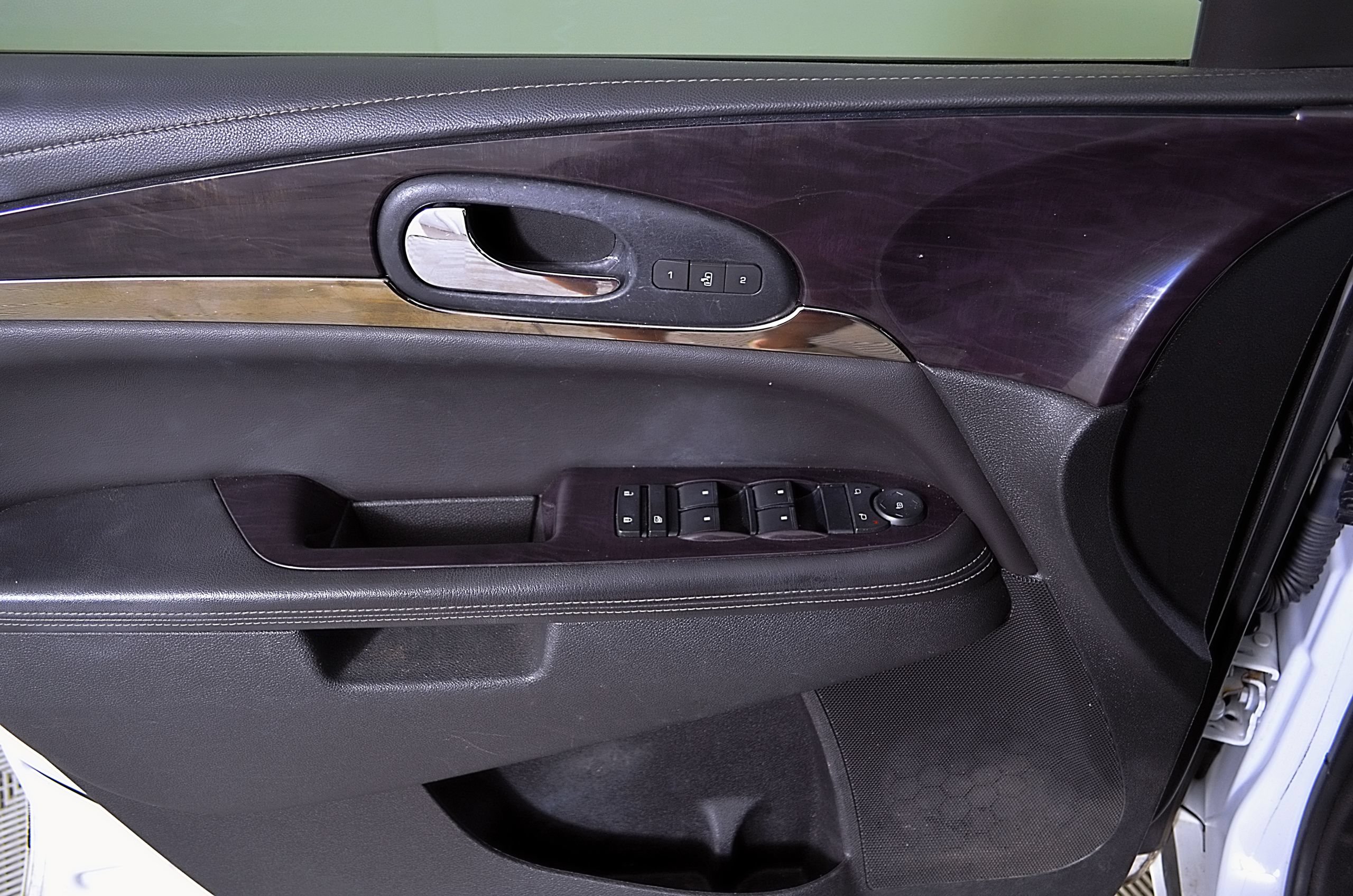 Used 2017 Buick Enclave Leather FWD image 20