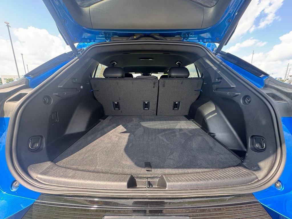 Used 2024 Chevrolet Equinox EV LT FWD image 13