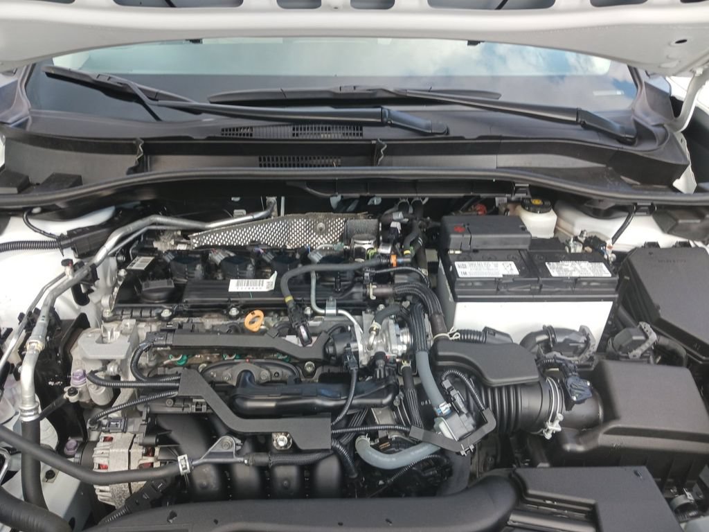 Used 2022 Toyota Corolla Cross L FWD image 14