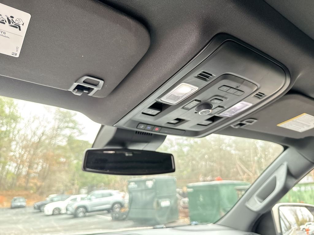 Used 2023 Chevrolet Tahoe Z71 w/ Off-Road Capability Package image 19