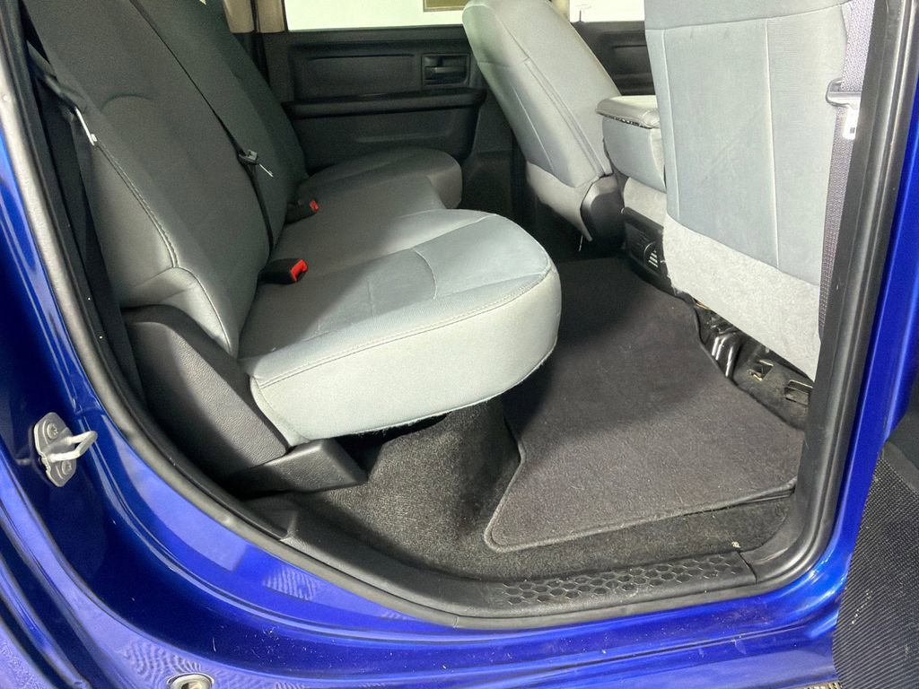 Used 2017 RAM 2500 Tradesman w/ Chrome Appearance Group image 15