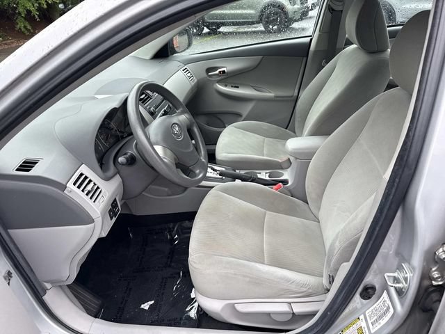 Used 2010 Toyota Corolla LE FWD image 14