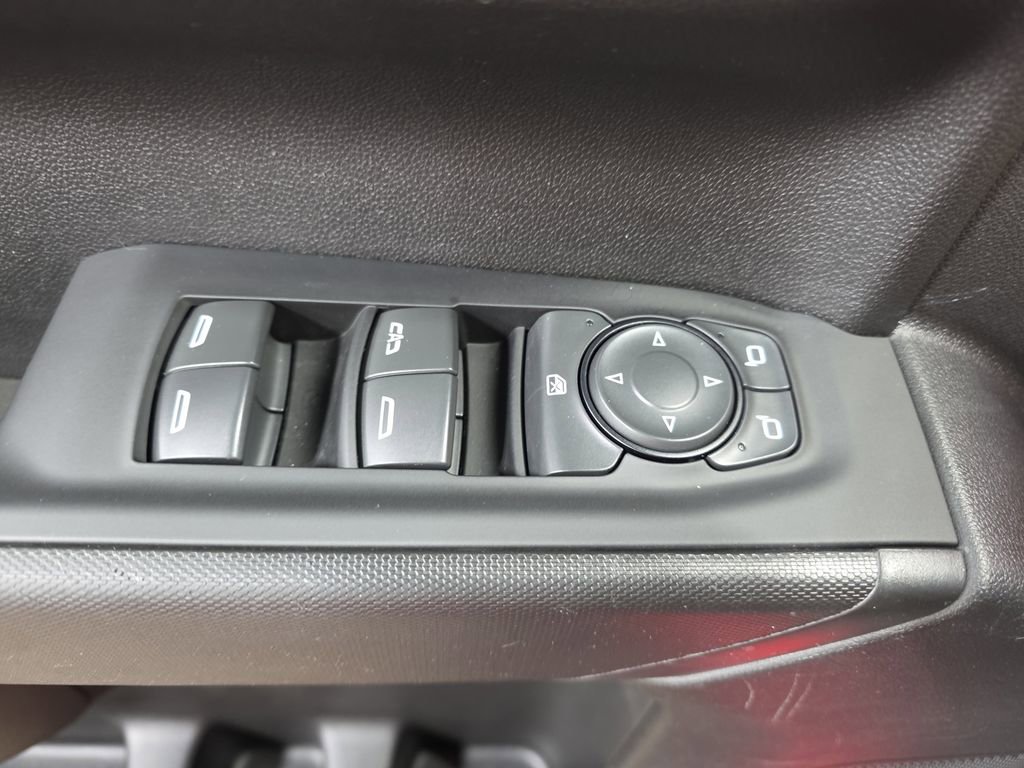 Used 2021 Chevrolet Silverado 1500 Custom Trail Boss image 26