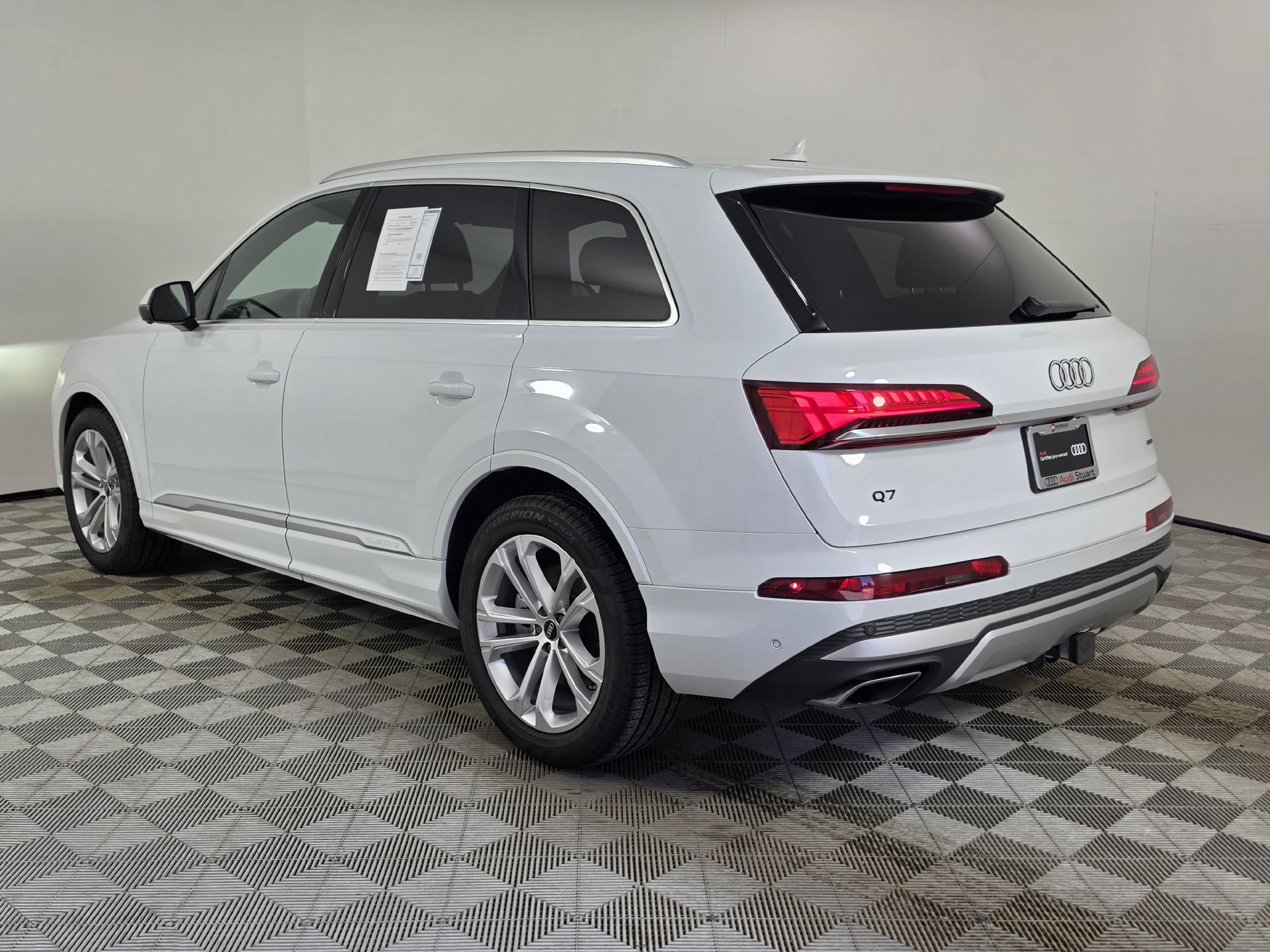Certified 2026 Audi Q7 3.0T Premium Plus w/ Premium Plus Package AWD/4WD image 36