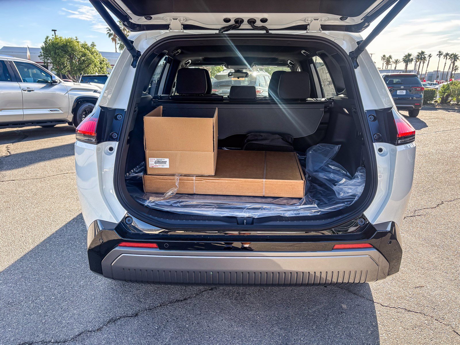 New 2026 Toyota RAV4 SE AWD/4WD image 13