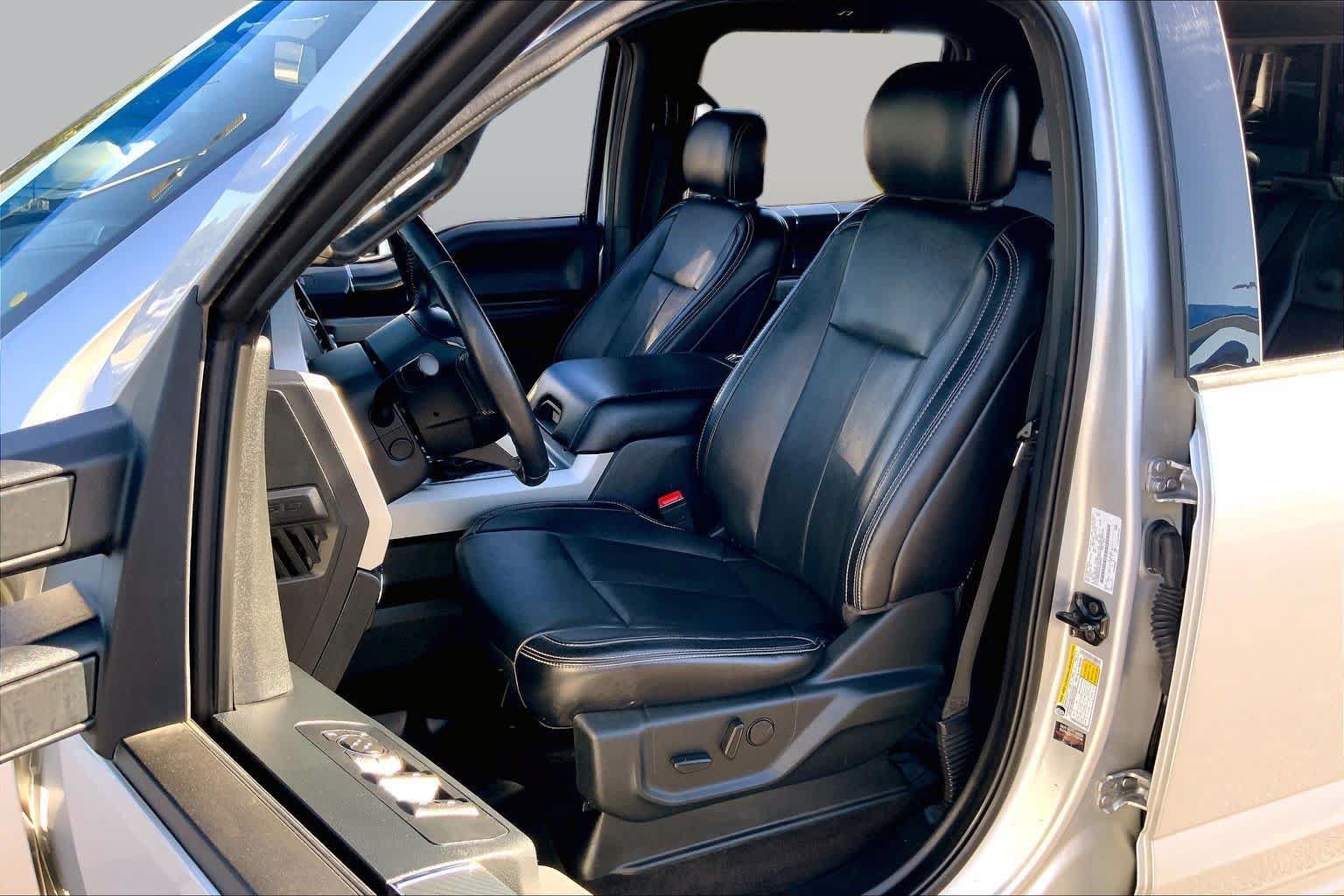 Used 2019 Ford F150 Lariat w/ Equipment Group 502A Luxury AWD/4WD image 8