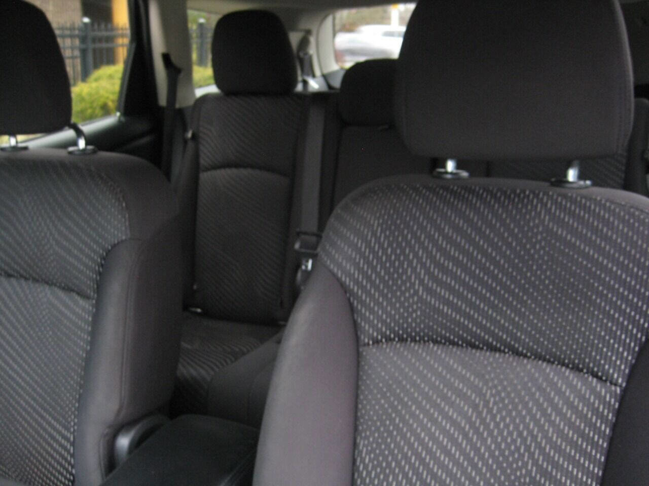 Used 2015 Dodge Journey SXT w/ Flexible Seating Group image 22