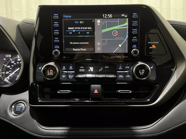 Certified 2022 Toyota Highlander XLE AWD/4WD image 22