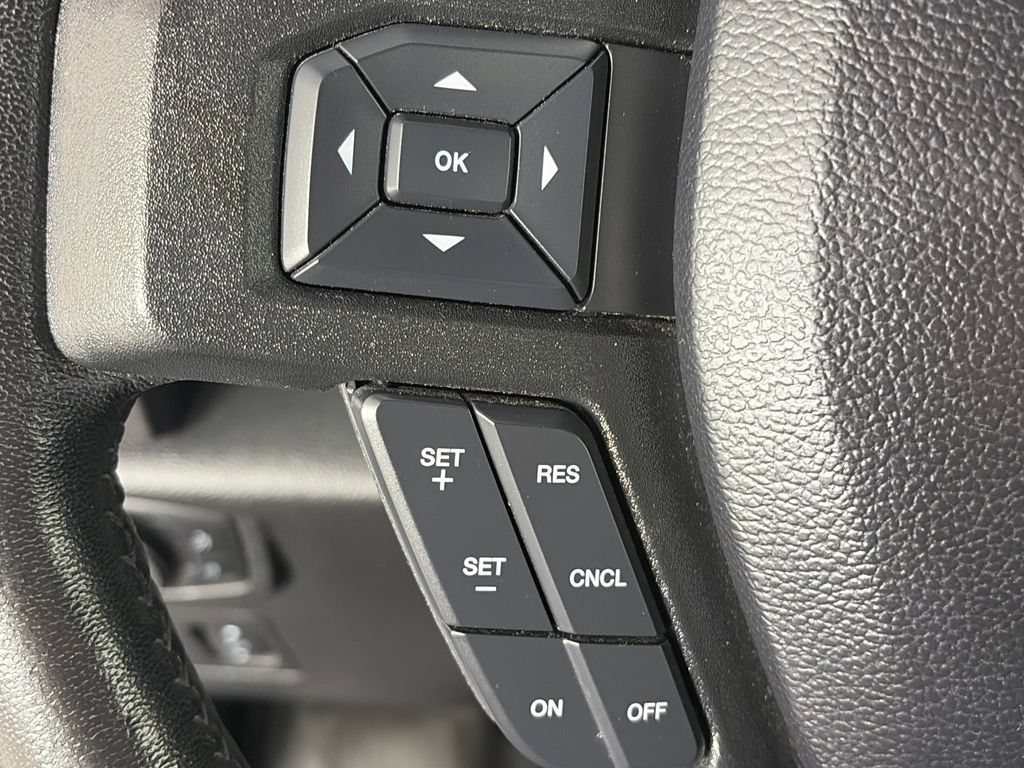 Used 2020 Ford F150 XLT w/ Equipment Group 302A Luxury AWD/4WD image 17