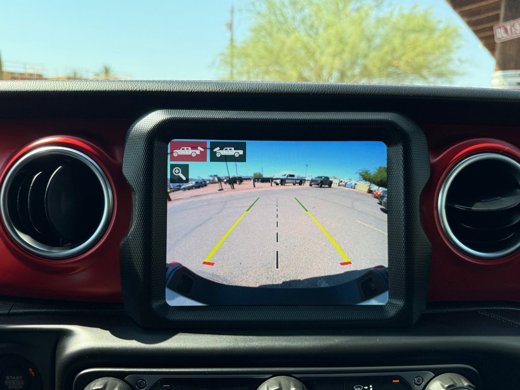 Used 2021 Jeep Gladiator Rubicon AWD/4WD image 22