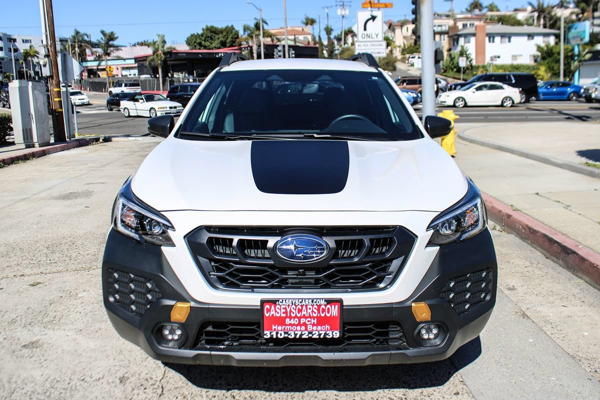 Used 2025 Subaru Outback Wilderness AWD/4WD image 9