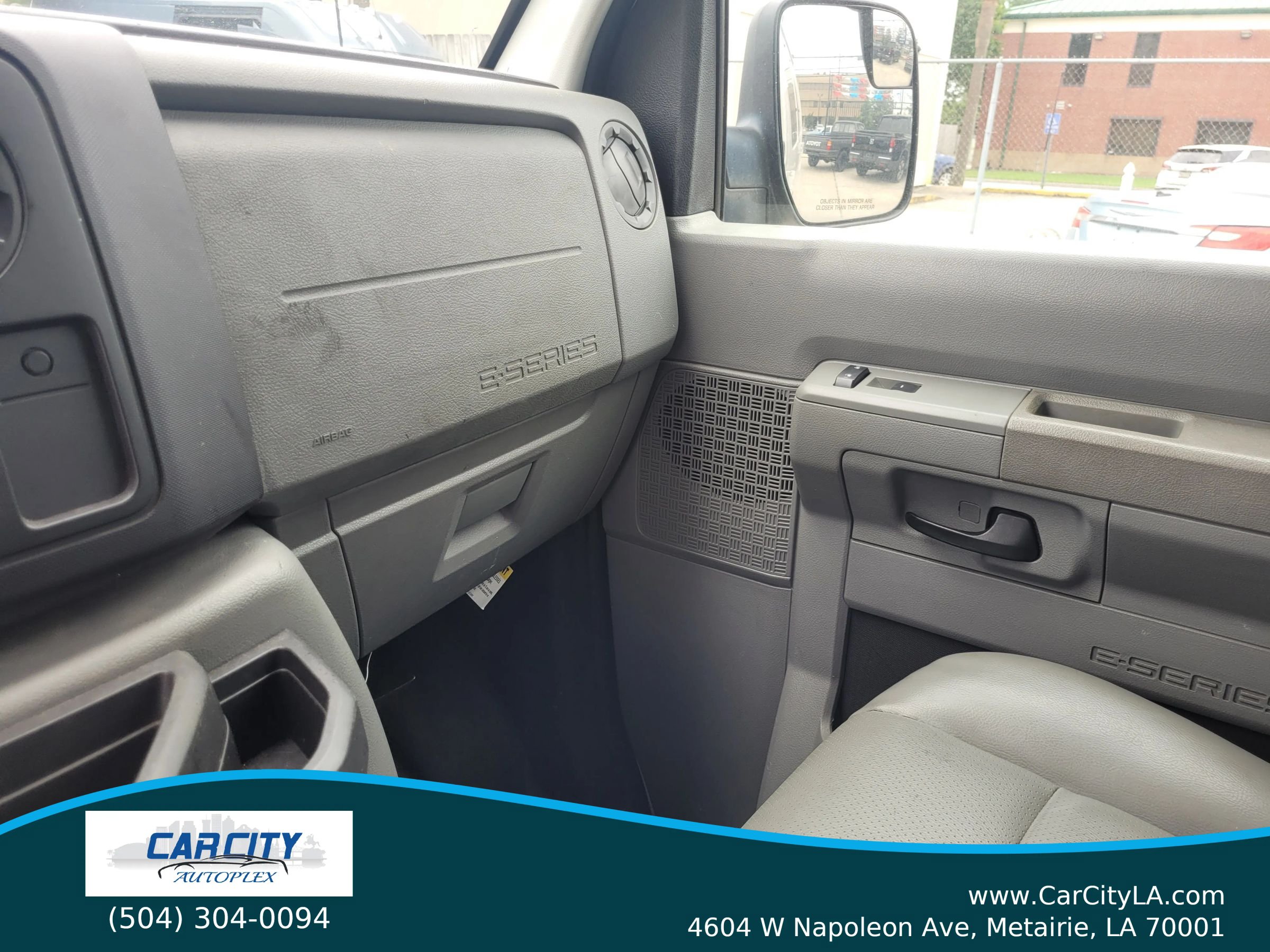 Used 2011 Ford E-250 and Econoline 250 w/ Commercial Cargo Van Pkg RWD image 7