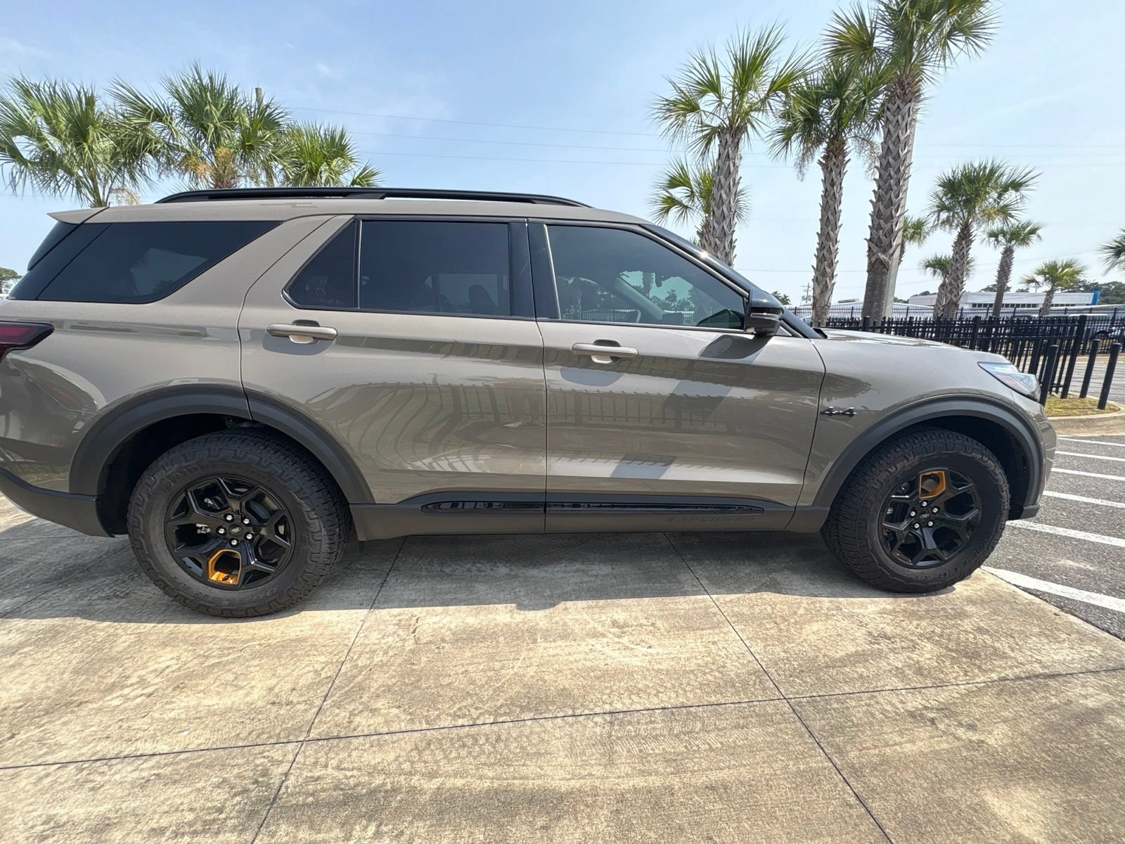 Used 2026 Ford Explorer Tremor w/ Tremor Ultimate Package AWD/4WD image 4