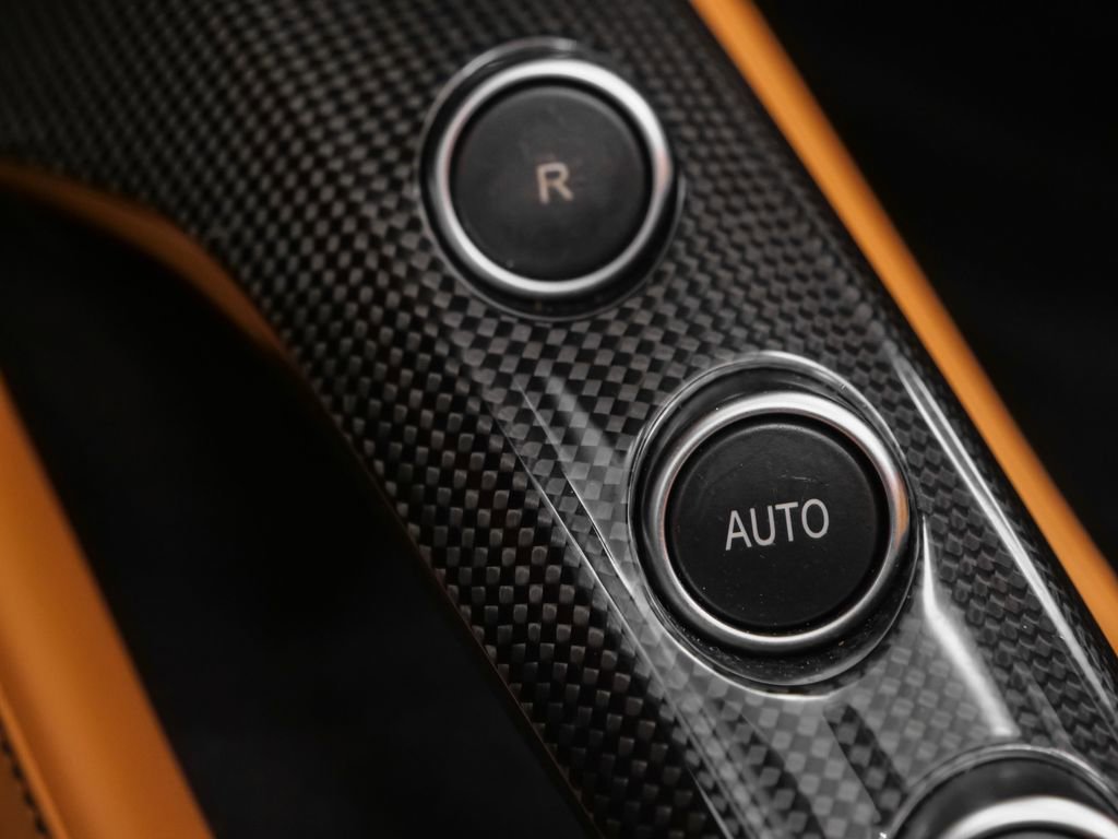 Used 2018 Ferrari 488 Spider RWD image 54