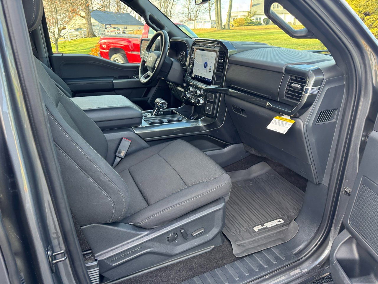 Used 2022 Ford F150 XLT w/ Equipment Group 302A High image 14