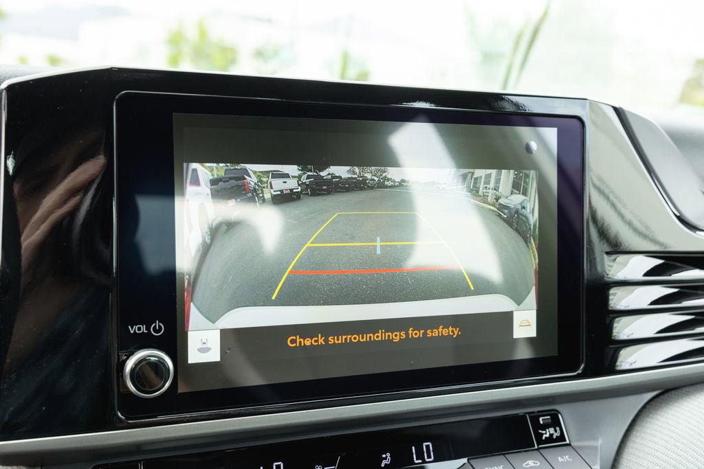 Used 2026 Toyota Camry SE FWD image 18
