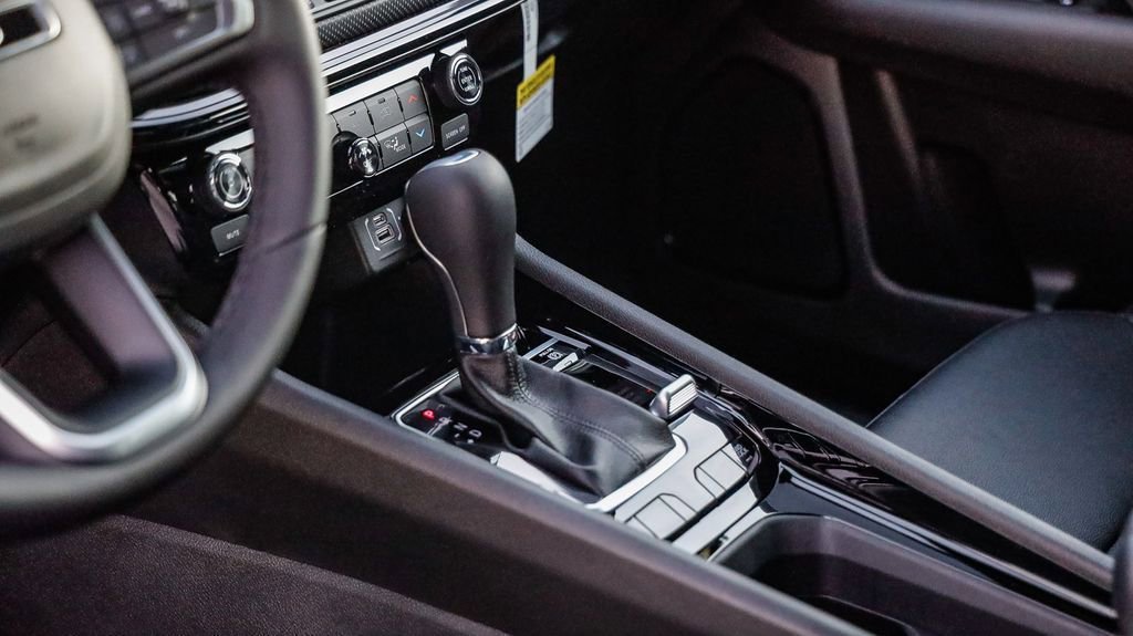 New 2026 Jeep Compass Limited image 20