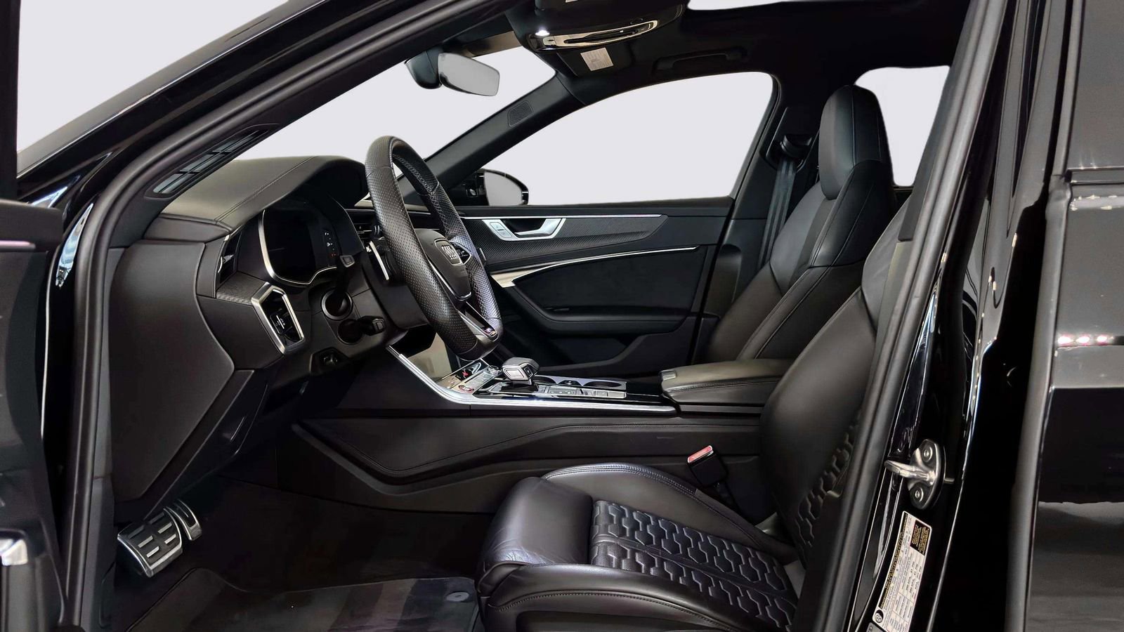 Used 2023 Audi RS 6 w/ Carbon Optic Package image 14