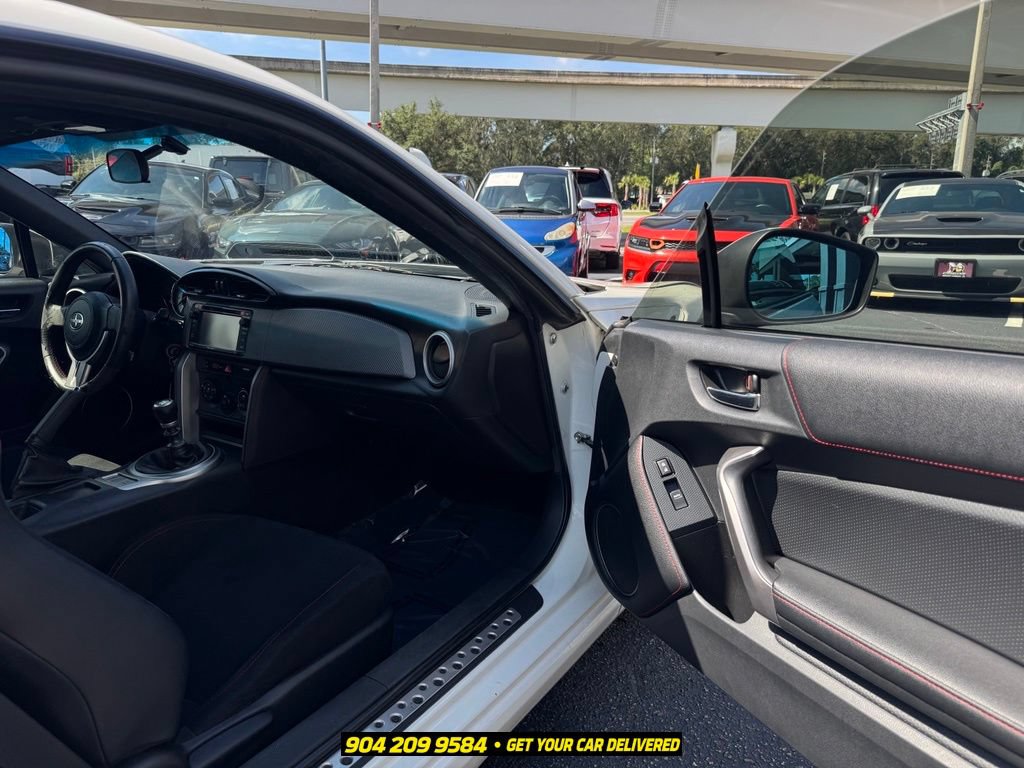 Used 2015 Scion FR-S RWD image 24