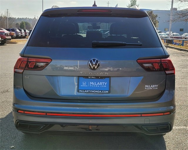 Used 2024 Volkswagen Tiguan SE R-Line image 6