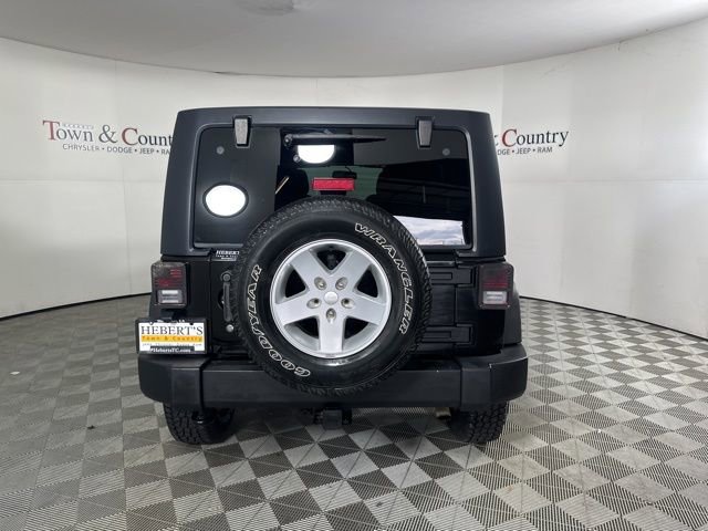 Used 2015 Jeep Wrangler Unlimited Sport w/ Quick Order Package 24S image 8