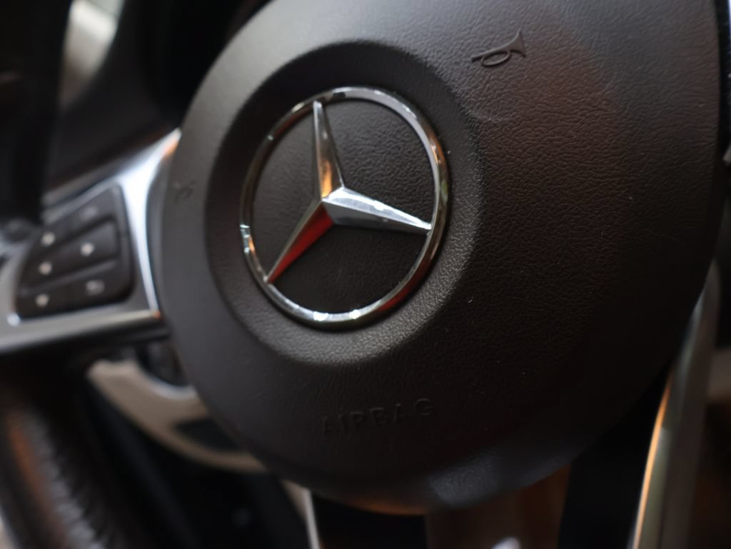 Used 2015 Mercedes-Benz CLS 550 4MATIC w/ Premium Package image 21