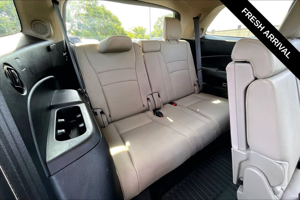 Used 2021 Honda Pilot Touring image 25