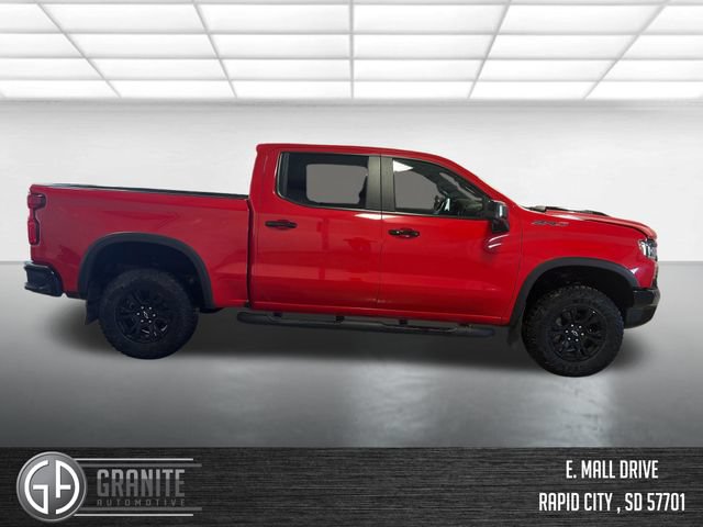 Used 2025 Chevrolet Silverado 1500 ZR2 w/ Technology Package AWD/4WD image 7