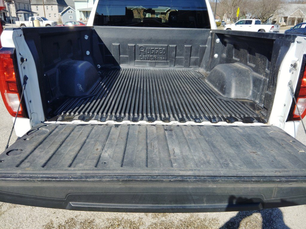 Used 2019 GMC Sierra 1500 4x4 Crew Cab w/ Convenience Package image 10