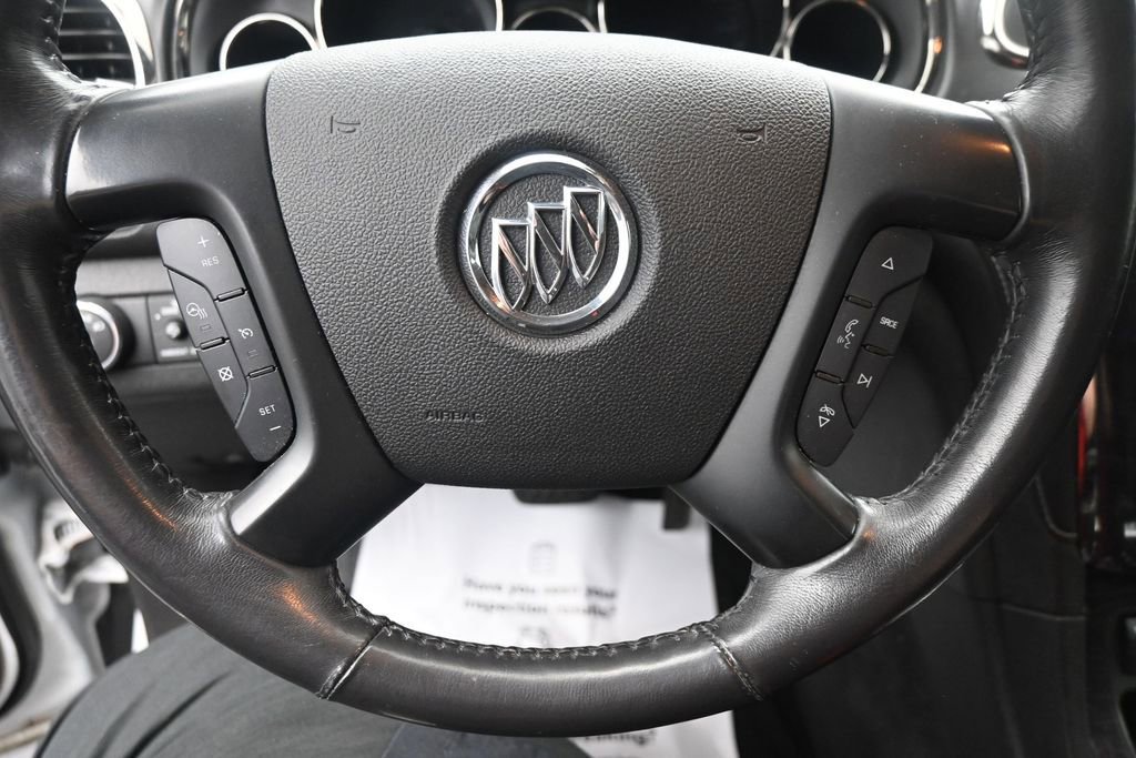 Used 2017 Buick Enclave Leather FWD image 16