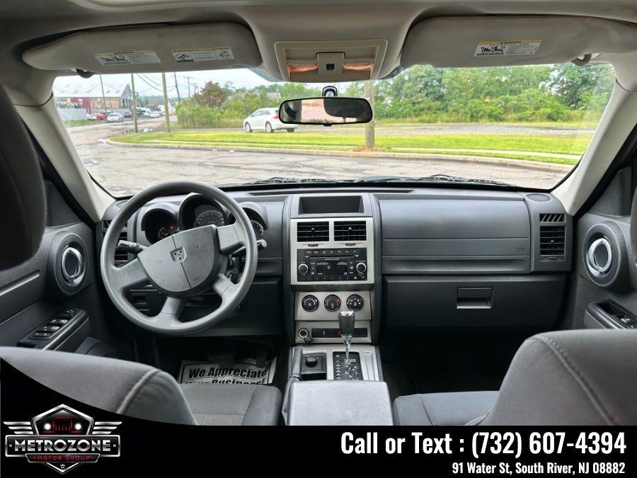 Used 2011 Dodge Nitro Heat AWD/4WD image 17
