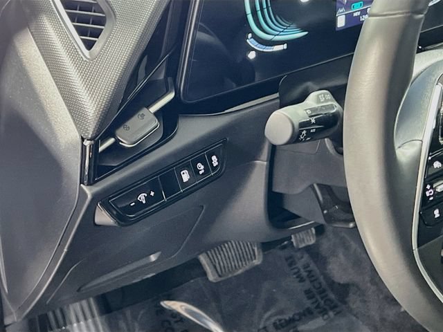 Used 2025 Kia Niro EX FWD image 10