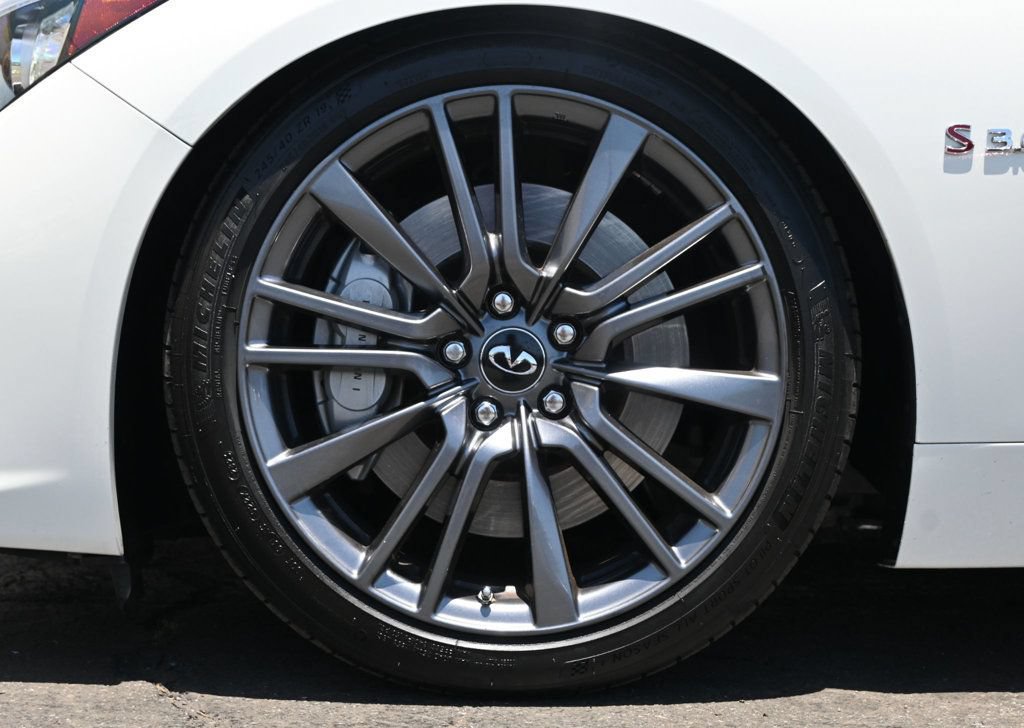 Used 2016 INFINITI Q50 Red Sport 400 RWD image 9