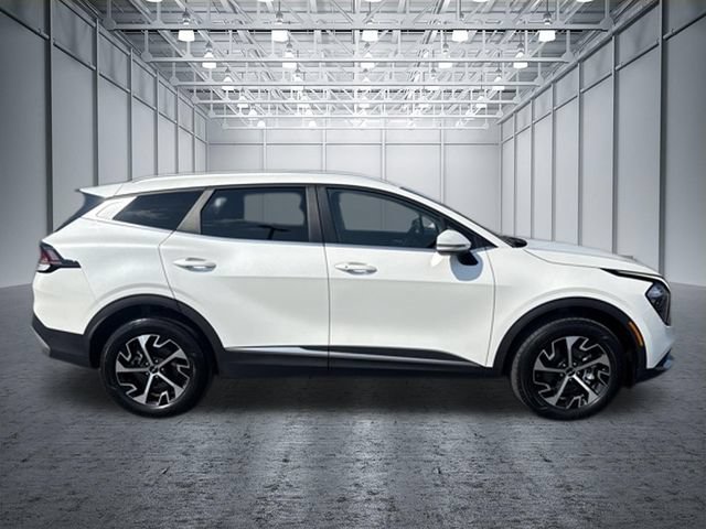 Used 2023 Kia Sportage EX AWD/4WD image 6