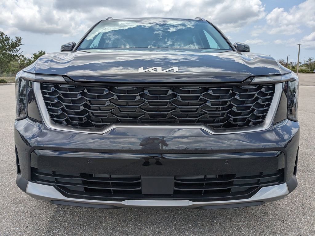 Certified 2025 Kia Sorento S AWD/4WD image 10