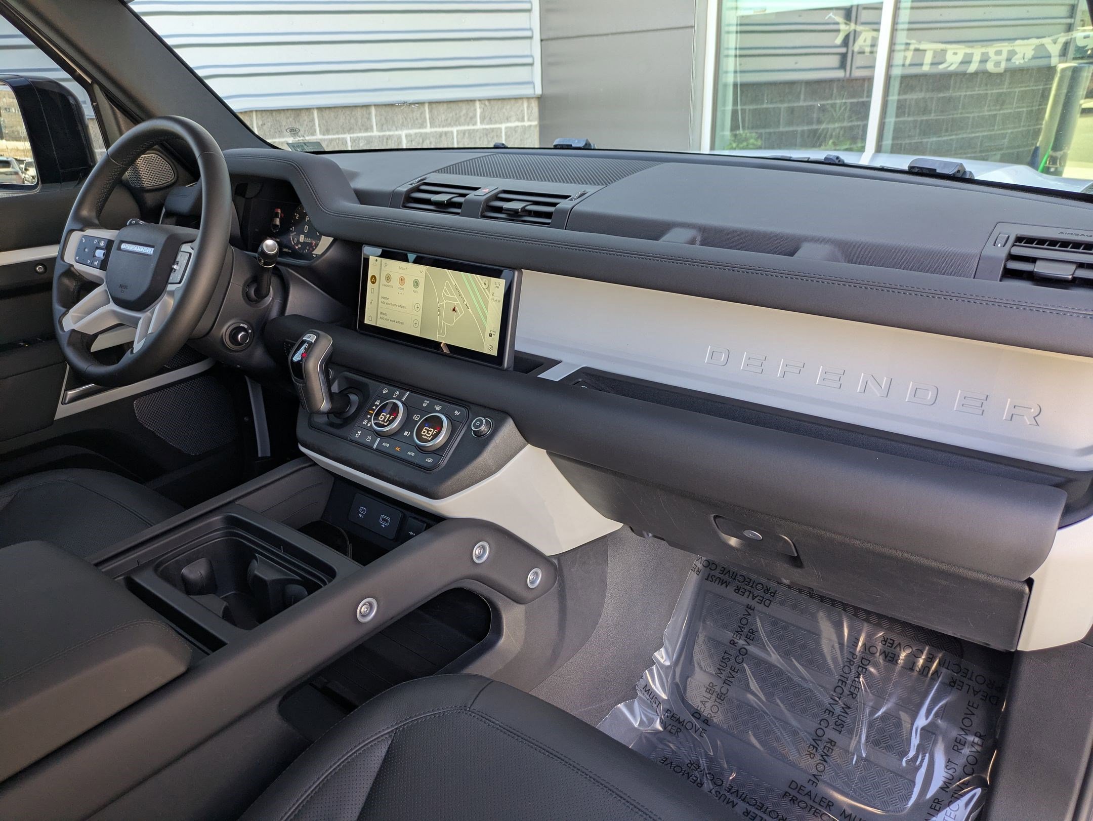 Certified 2024 Land Rover Defender 110 S image 31