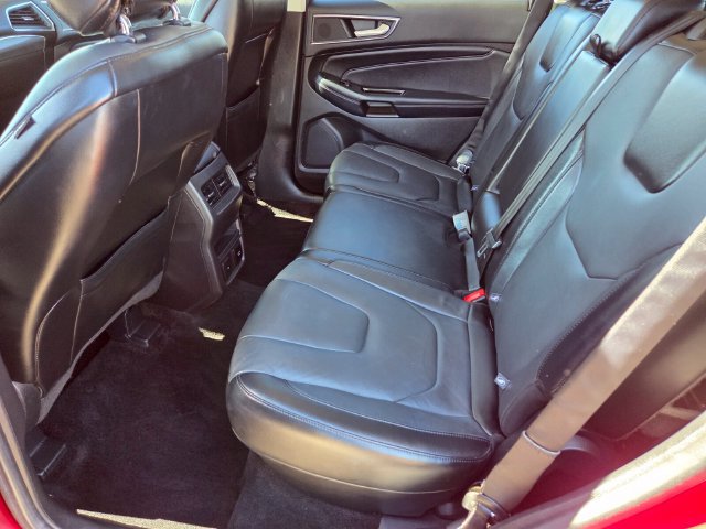 Used 2017 Ford Edge Titanium w/ Technology Package AWD/4WD image 11
