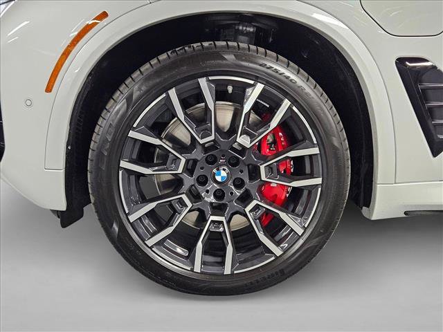 New 2026 BMW X5 xDrive50e w/ M Sport Package image 9