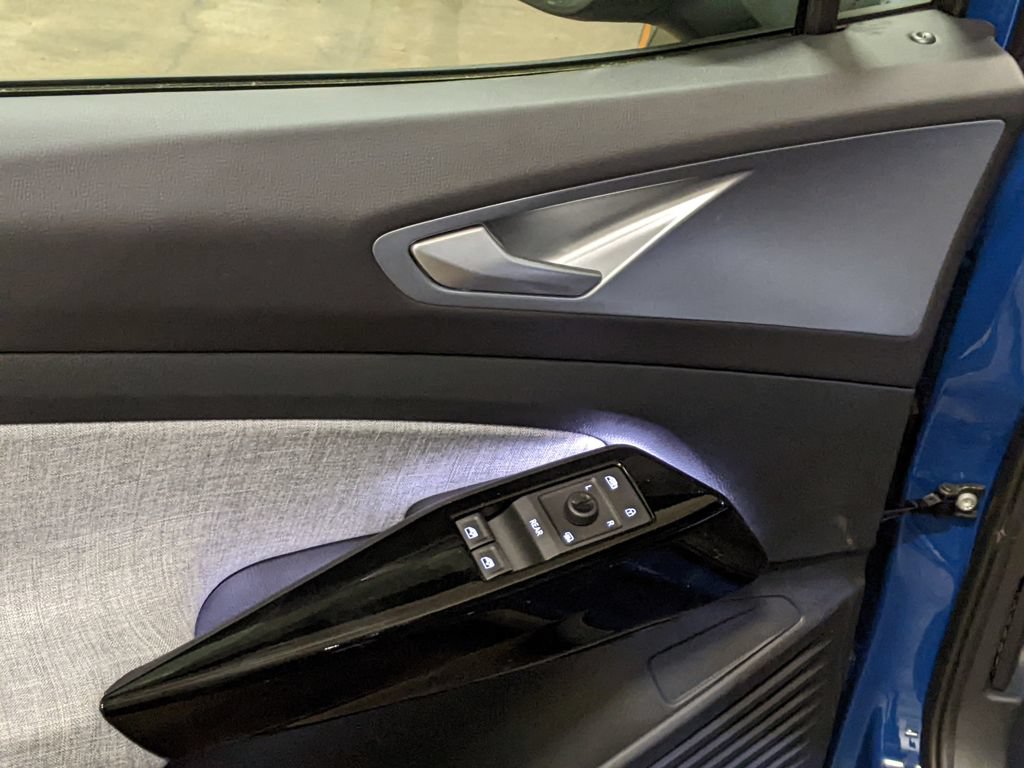 New 2026 Volkswagen ID.4 Pro RWD image 10