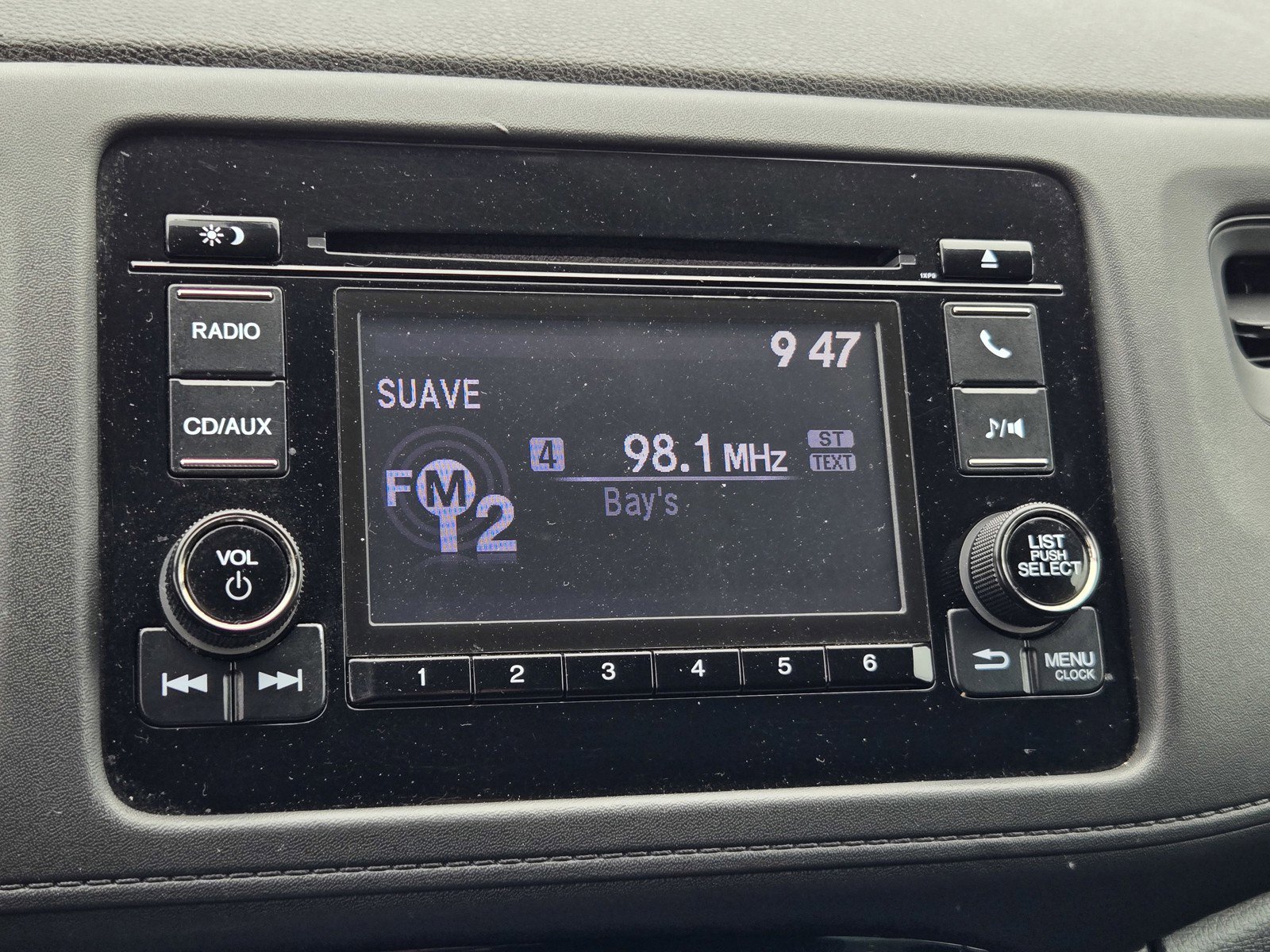 Used 2018 Honda HR-V LX image 18