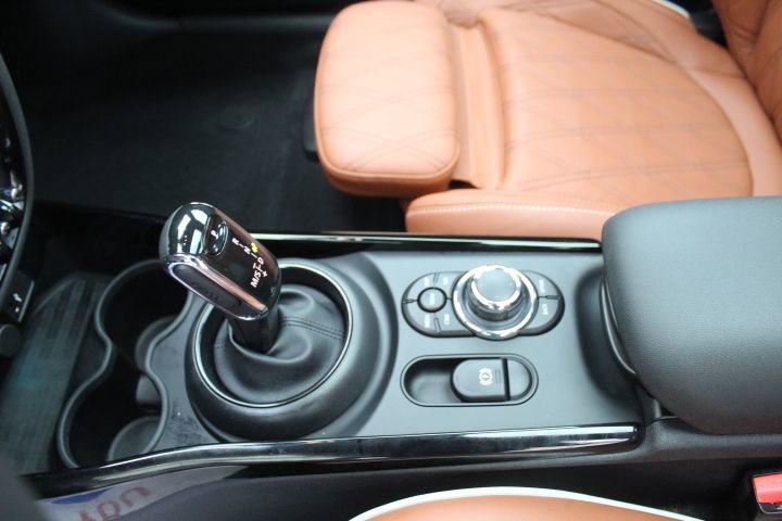 Used 2022 MINI Cooper Clubman John Cooper Works image 26