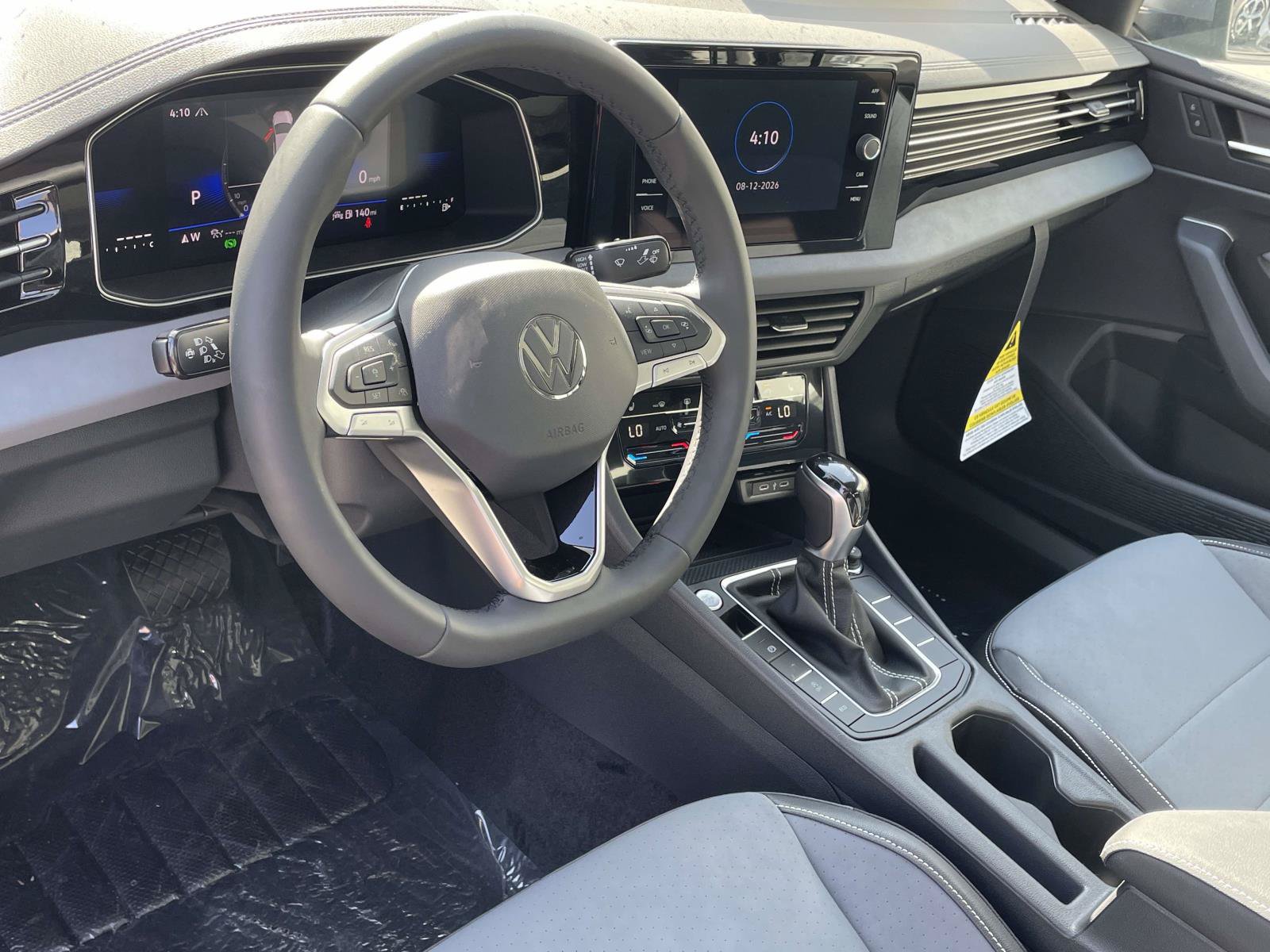 New 2026 Volkswagen Jetta SE FWD image 7