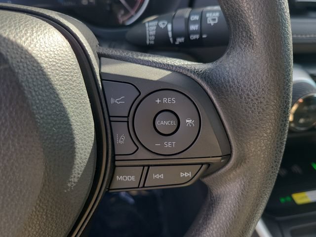 Used 2023 Toyota RAV4 XLE w/ Convenience Package FWD image 27