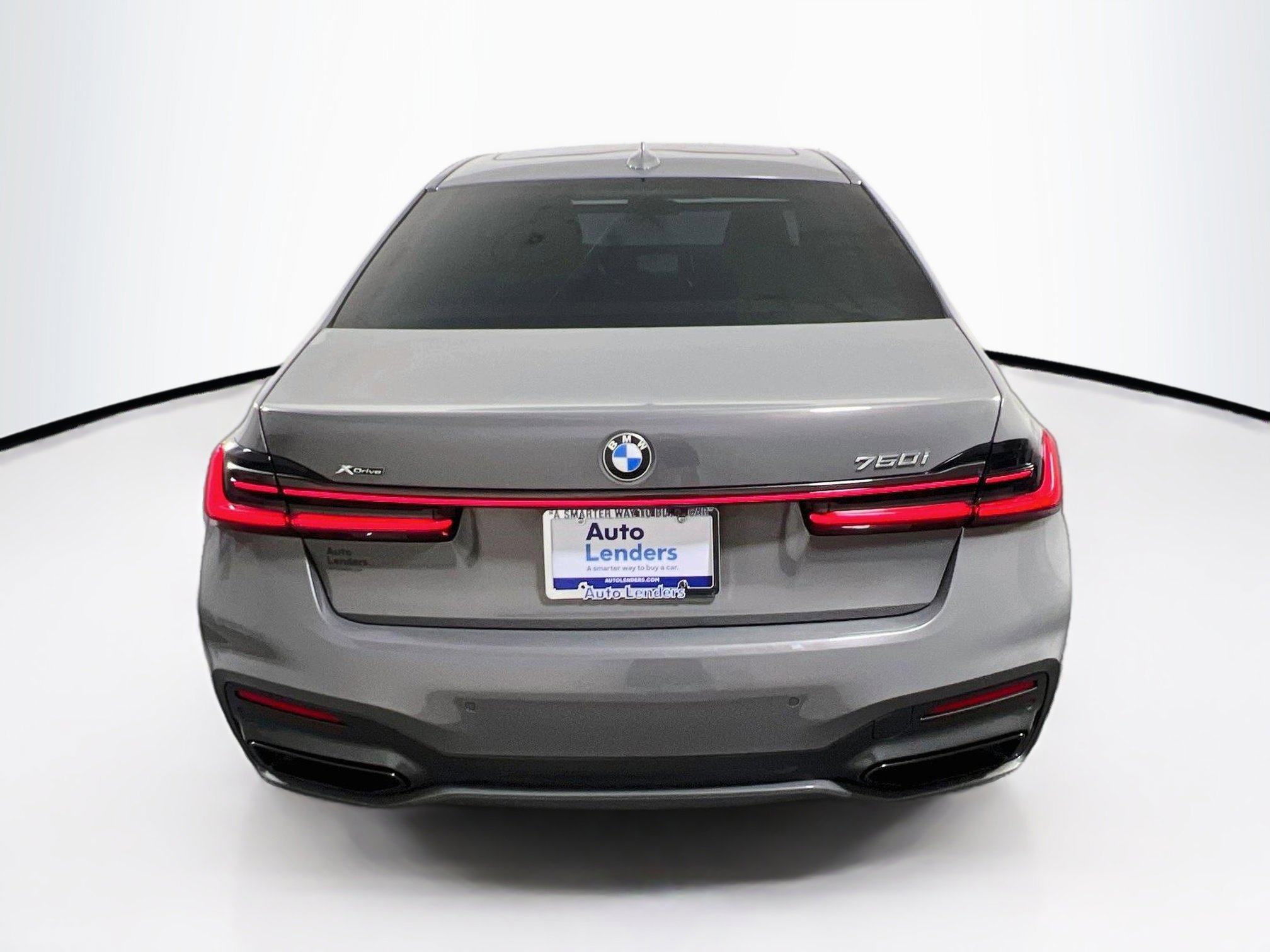 Used 2021 BMW 750i xDrive w/ Executive Package image 6