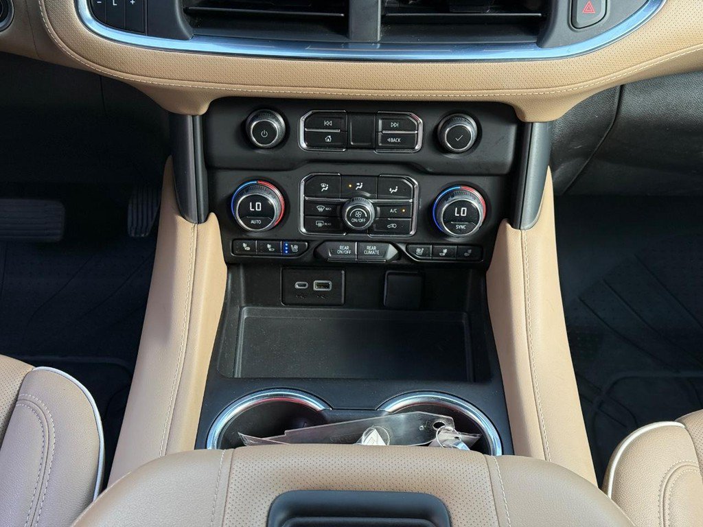 Used 2023 Chevrolet Tahoe Premier AWD/4WD image 15