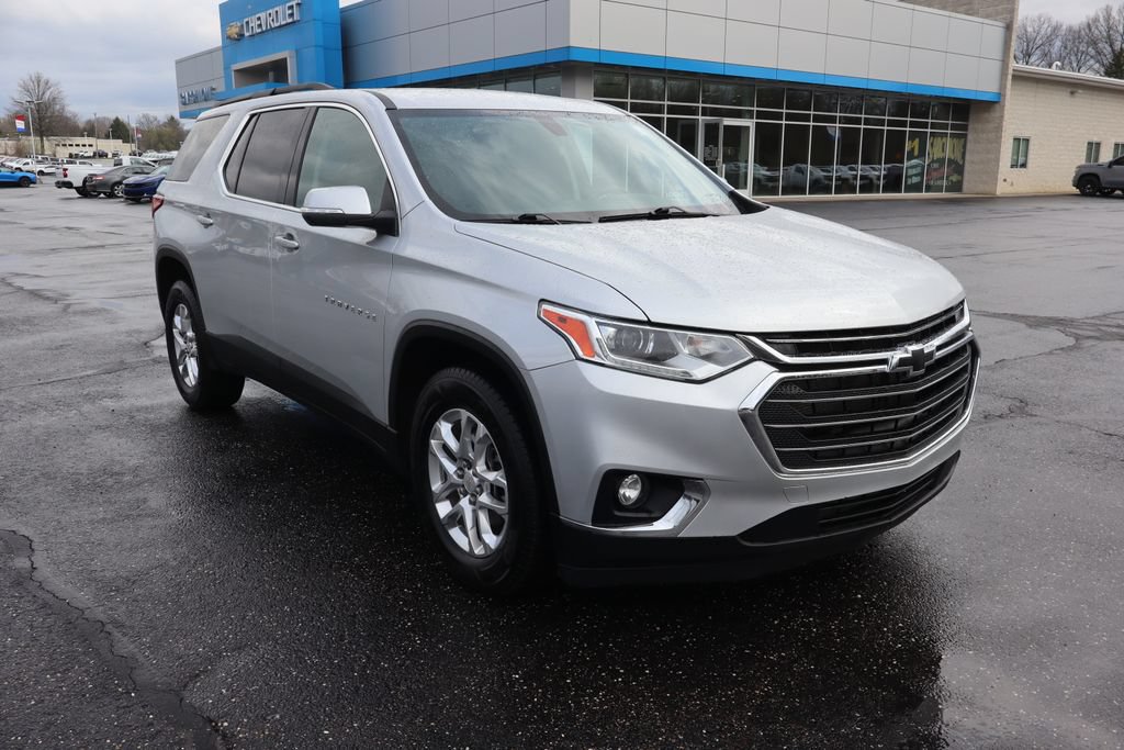 Used 2021 Chevrolet Traverse LT AWD/4WD image 2
