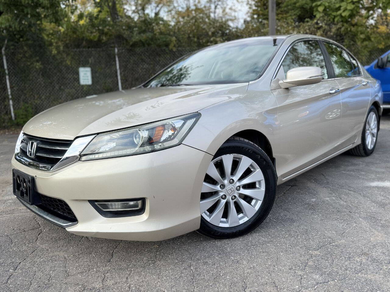 Used 2013 Honda Accord EX image 1