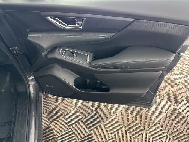Used 2024 Subaru Ascent Limited w/ Technology Package image 17