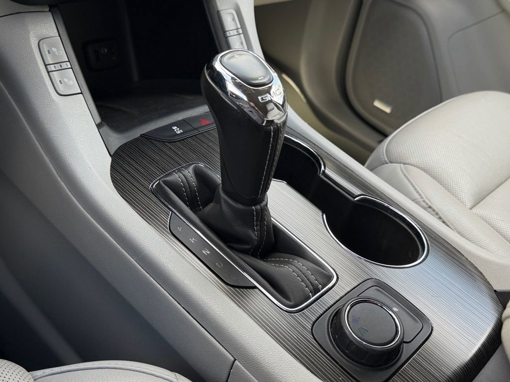 Used 2019 GMC Acadia SLT image 27